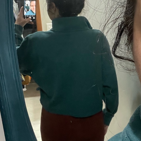 Under Armour Half Zip Cropped Pullover Sweatshirt - Picture 9 of 11